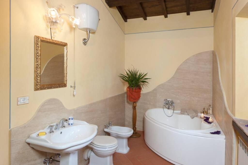 Villa Liz Tuscany, Private Pool, Hot Tub, Property Fenced, Pets Allowed Попи Екстериор снимка