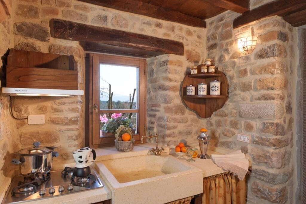 Villa Liz Tuscany, Private Pool, Hot Tub, Property Fenced, Pets Allowed Попи Екстериор снимка